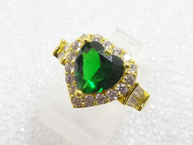 JAPANESE KIMONO / ANTIQUE COLORED STONE RING (SIZE 12)